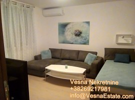 Novouređen stan blizu šetališta-centar grada-60m2