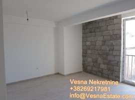 Atraktivan stan u Kumboru -32m2-terasa-13m2-39.500€